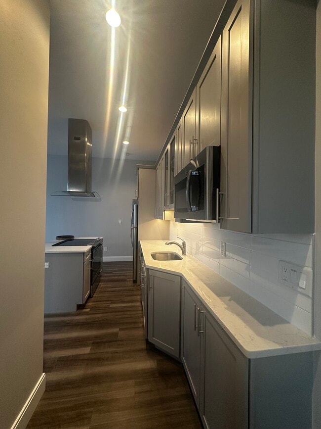 Building Photo - 191 Washington Ave