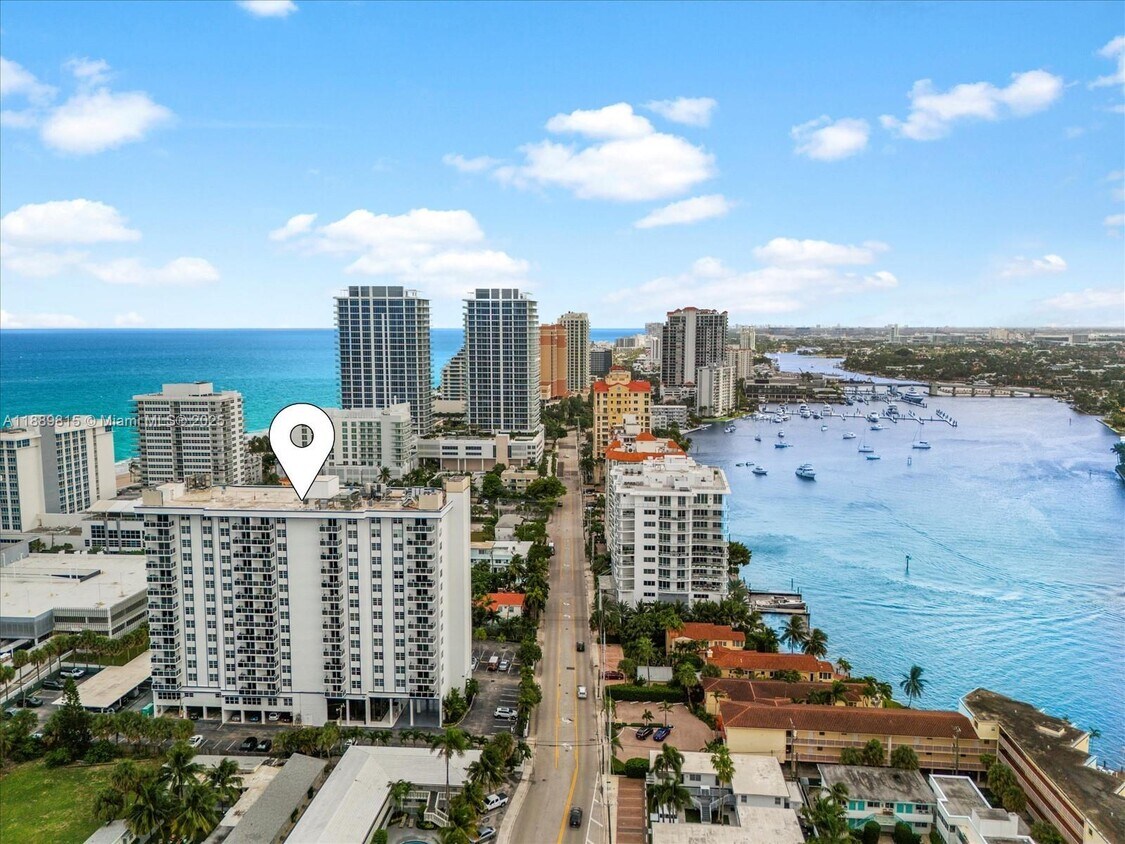 Foto principal - 336 N Birch Rd