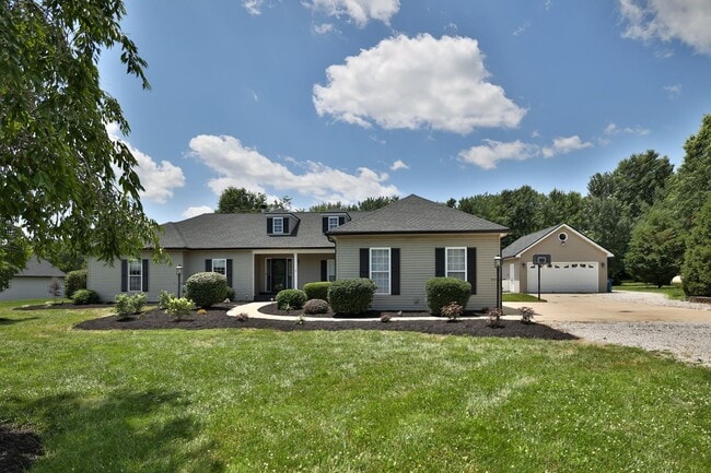 3 Bedroom, 2 Bath House in Edwardsville - 3 Bedroom, 2 Bath House in Edwardsville