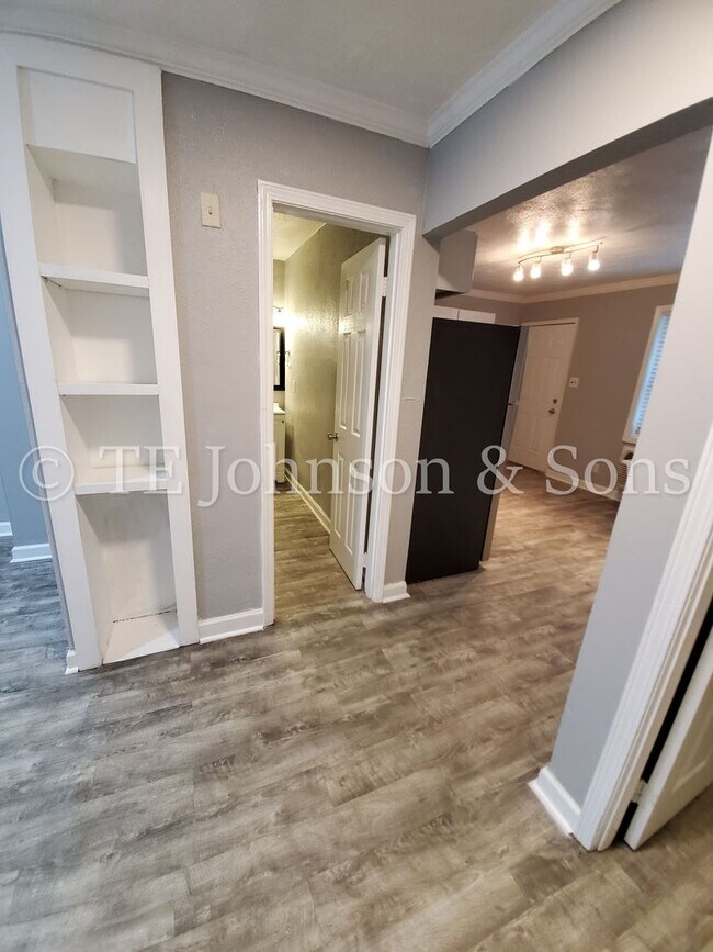 Foto del edificio - Sterling Pointe Apartments – Updated 2 Bedroom Living in West End Winston-Salem