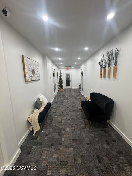 Foto del edificio - 17 Bound Ave