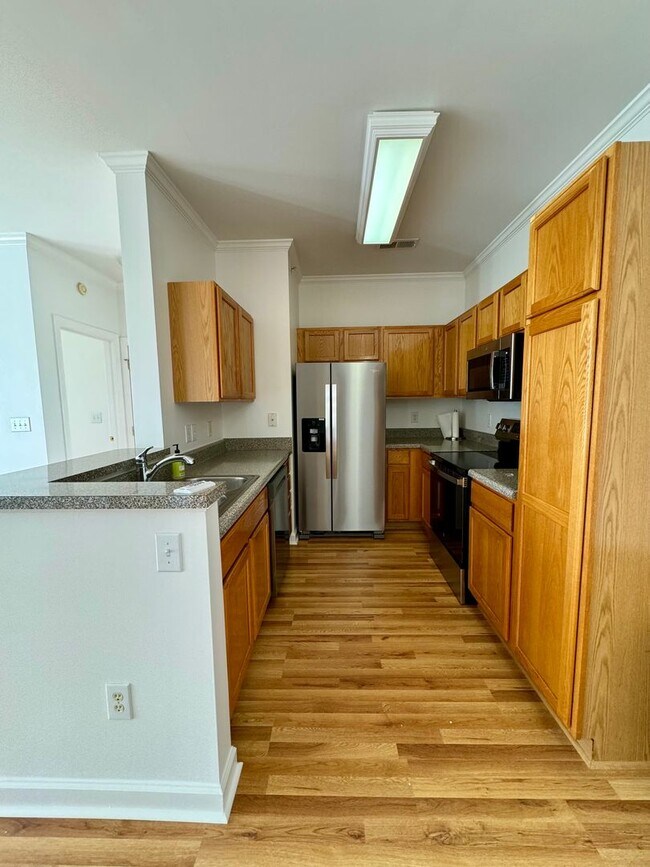 Foto del edificio - RARE two-bedroom condo in Southern Village.