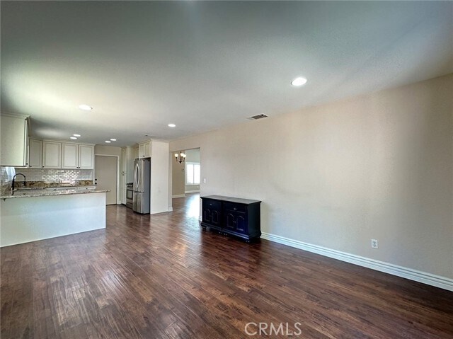 Foto del edificio - 600 Pinecrest Ln