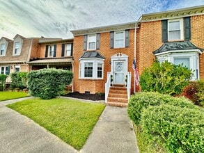 Building Photo - 346 San Roman Dr
