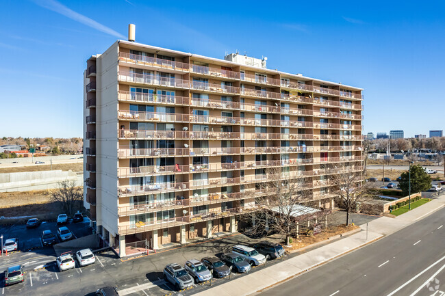 Foto del edificio - University Park Tower