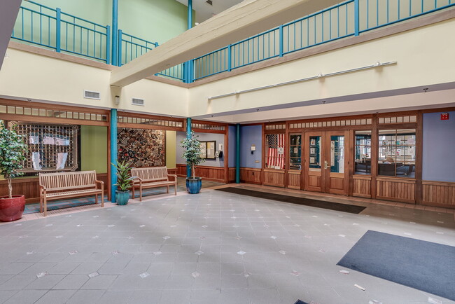 Lobby - Clocktower Place