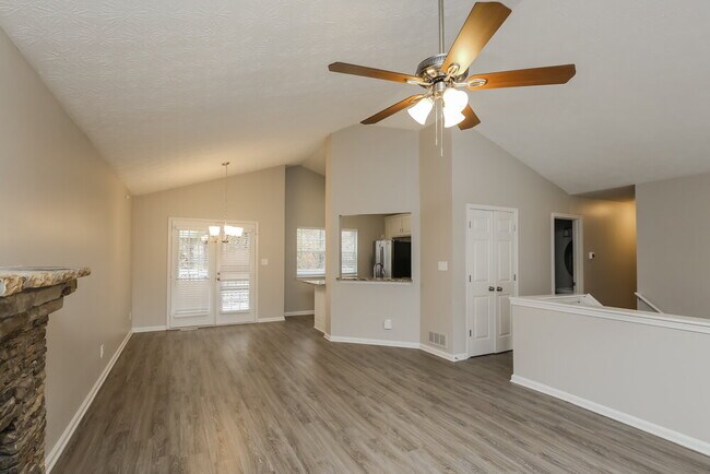 Foto del edificio - 1030 Sycamore Summit