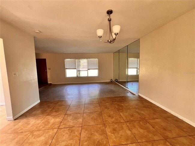 Building Photo - 3607 Squire Ln