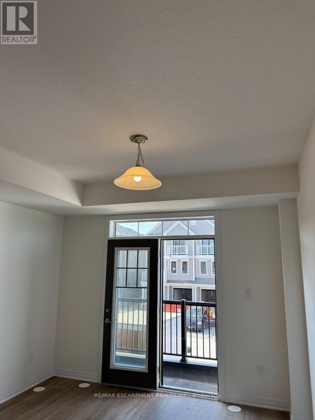 Building Photo - 66 Pogie Dr