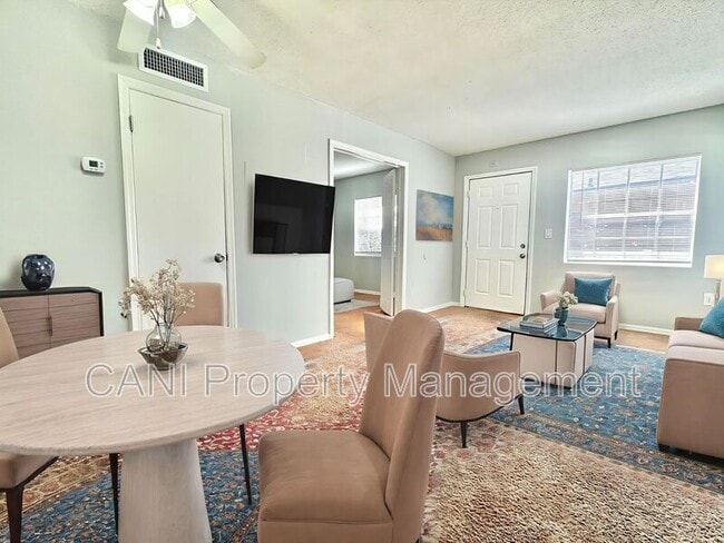 Foto del edificio - 2517 Caper Ln