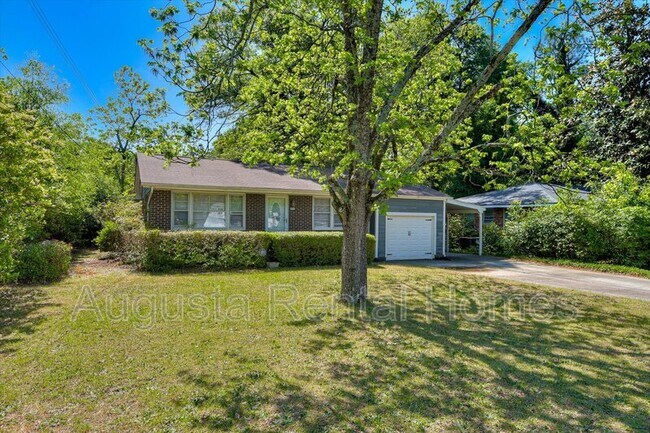 Building Photo - 2112 Providence Dr
