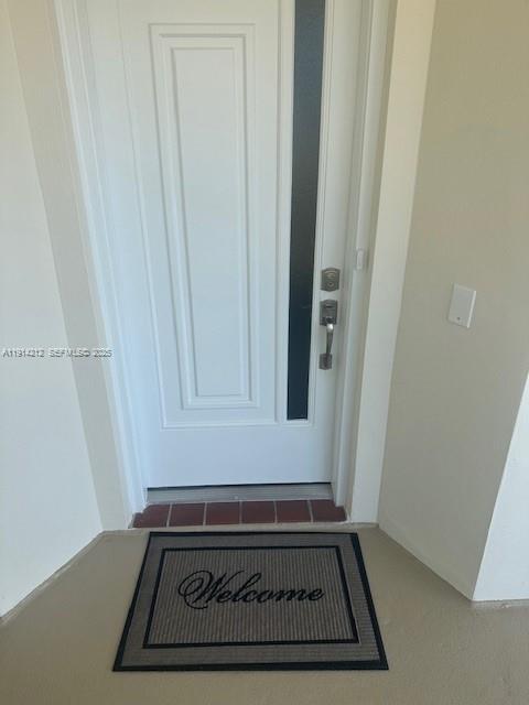 Foto del edificio - 350 S Beach Rd