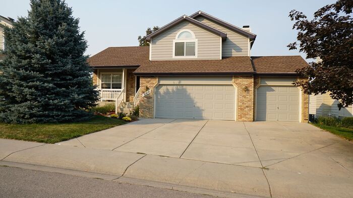 Primary Photo - 324 Saturn Dr