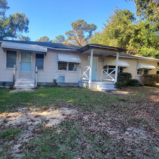 Foto del edificio - 112 Circle Dr