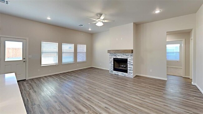 Foto del edificio - 485 Hardesty Dr