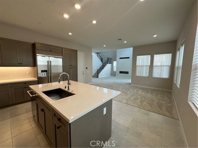 Building Photo - 230 Brackens