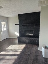 Building Photo - 449 Keene Troy Pike