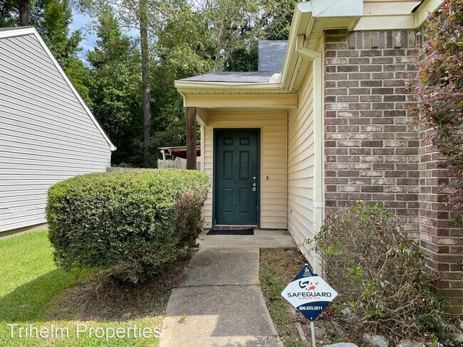 Building Photo - 3 br, 2 bath House - 2007 Red Oak Dr