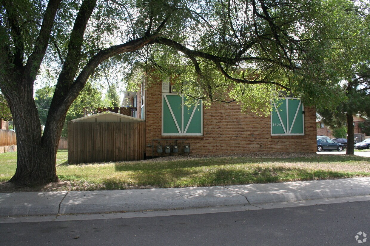 Building Photo - 3620 S Knox Ct