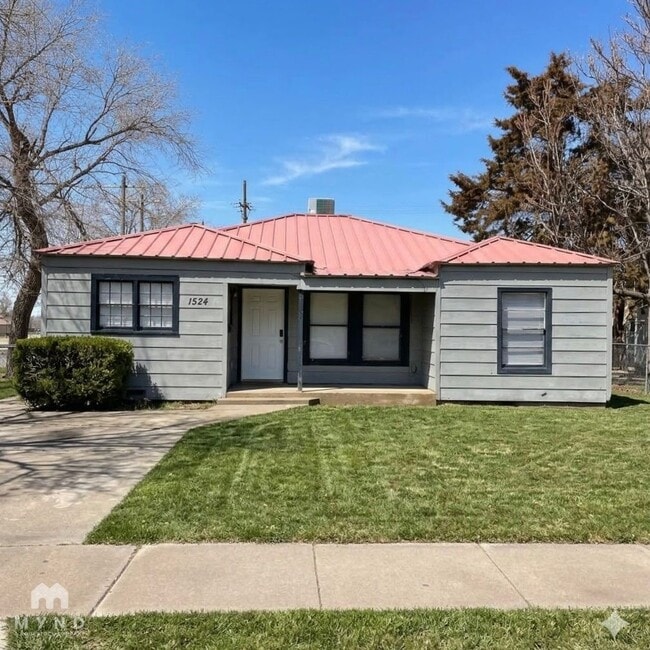 Building Photo - 1524 27th St