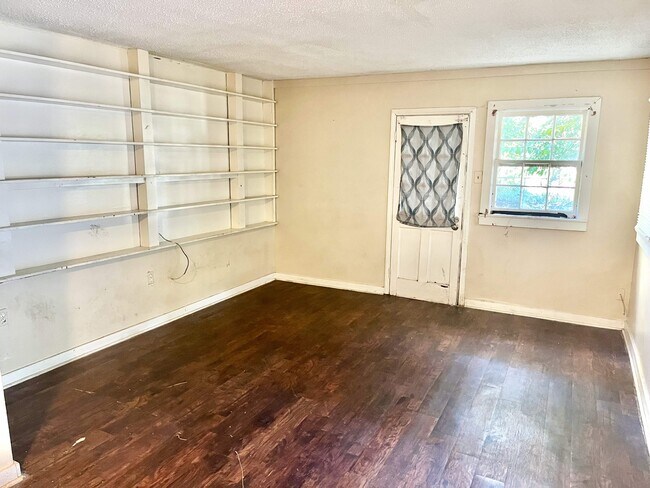 Foto del edificio - 4857 Shelley St