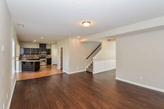 Foto del edificio - 2016 Kingston Pl