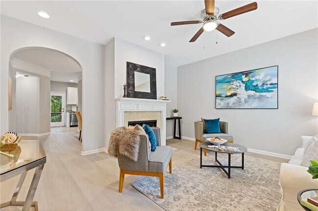 Foto del edificio - 1607 Jackson Trace Ct