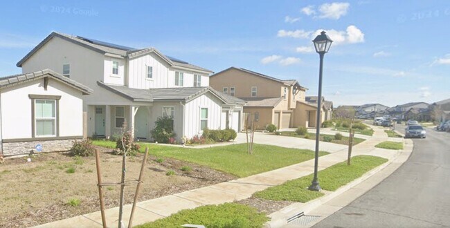 Foto del edificio - 1672 Thistle Ln