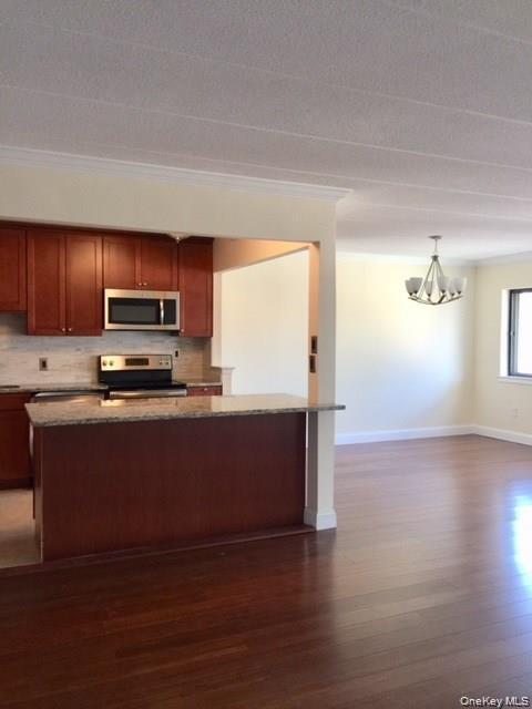 Foto del edificio - 30 Greenridge Ave