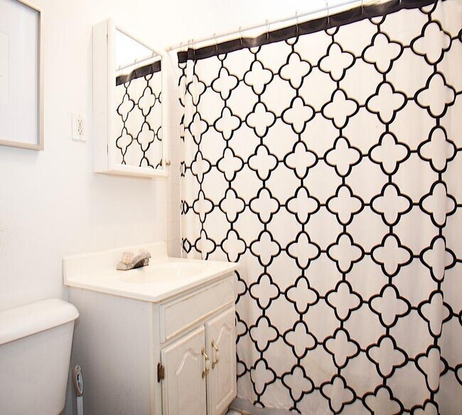 Foto del edificio - 164 Columbia St