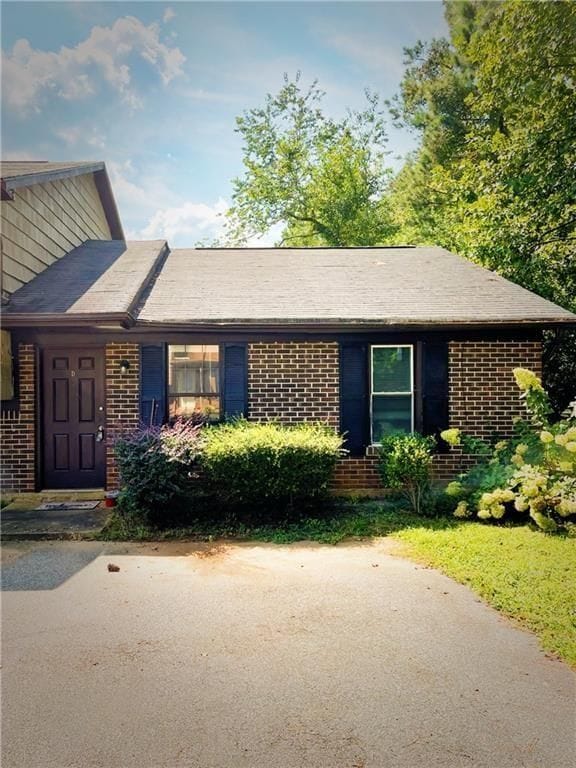 Building Photo - 1220 Natchez Trce SW