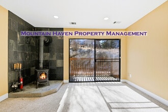 Building Photo - 1901 Clear Creek Dr