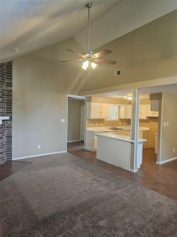 Building Photo - 6218 Forestgate Dr