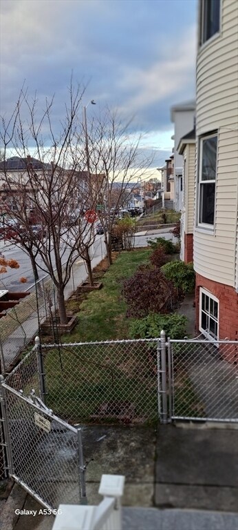 Building Photo - 30 Pattison St