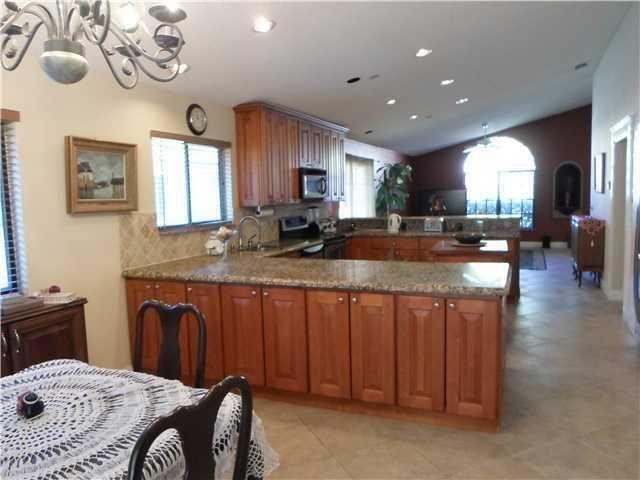 Foto del edificio - 4170 NW 6th St