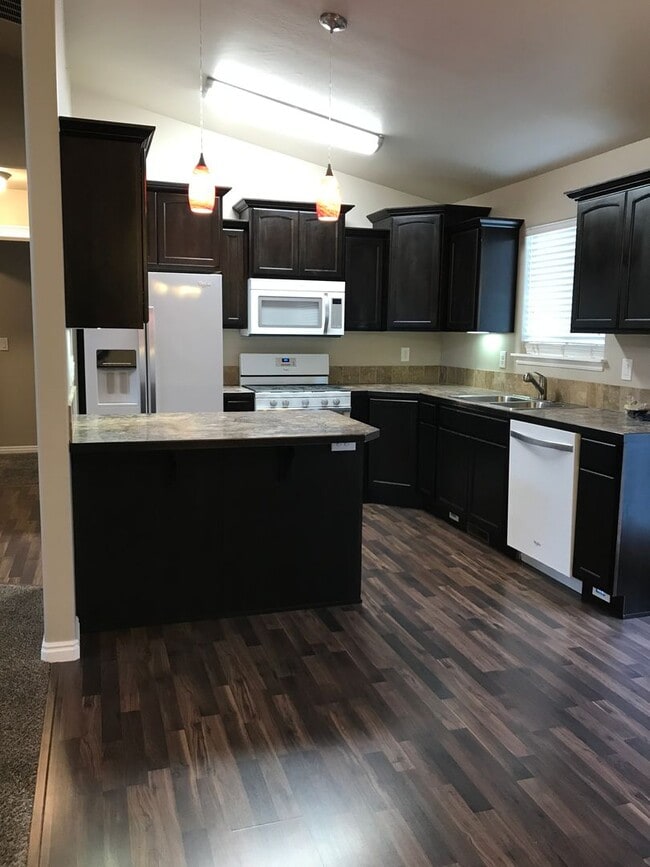 Building Photo - 2496 Forge St