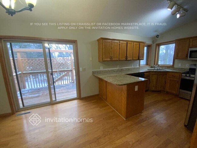 Foto del edificio - 14541 Crane St NW