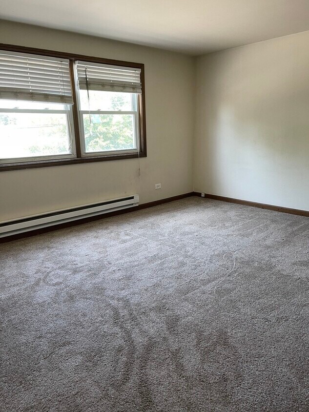 Foto del edificio - 17310 Ridgeland Ave