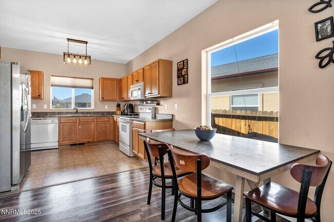 Foto del edificio - Great Location - Centrally Located - Quick...