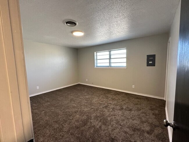Foto del edificio - 3 br, 1.5 bath House - 1404 S 16th