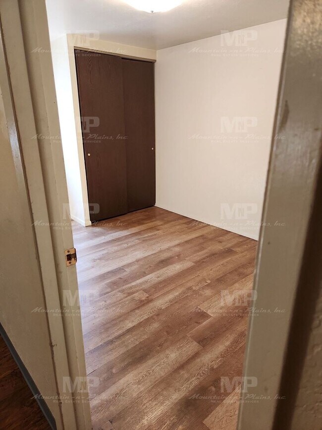 Foto del edificio - 812 W Myrtle St