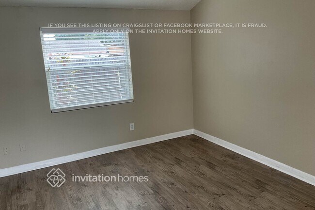 Foto del edificio - 6405 Regatta Ct