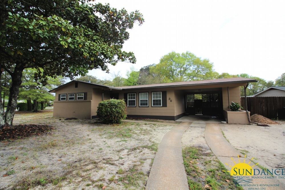 Primary Photo - 36 Carlton Ct NW