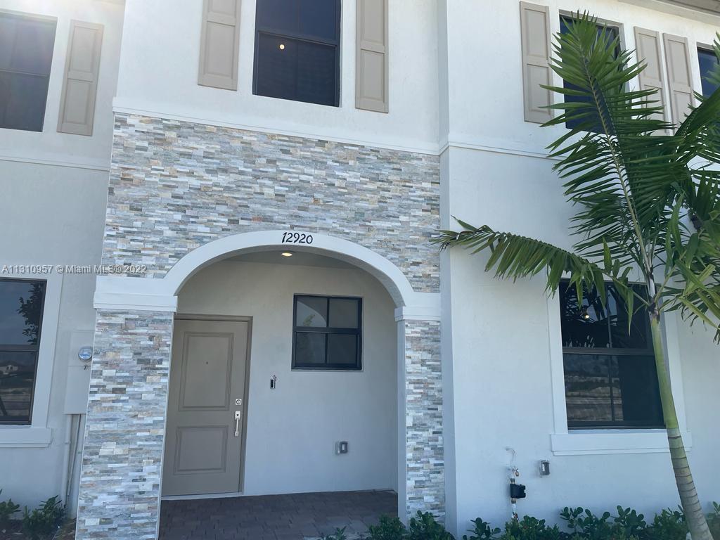 Primary Photo - 12920 SW 232nd St