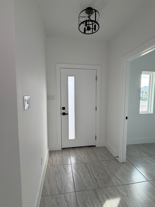 Foto del edificio - 1532 Consejero Ln