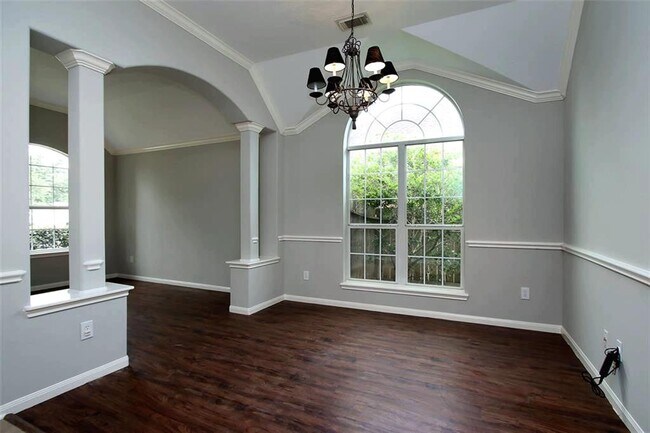 Building Photo - 11523 Timberly Park Ln