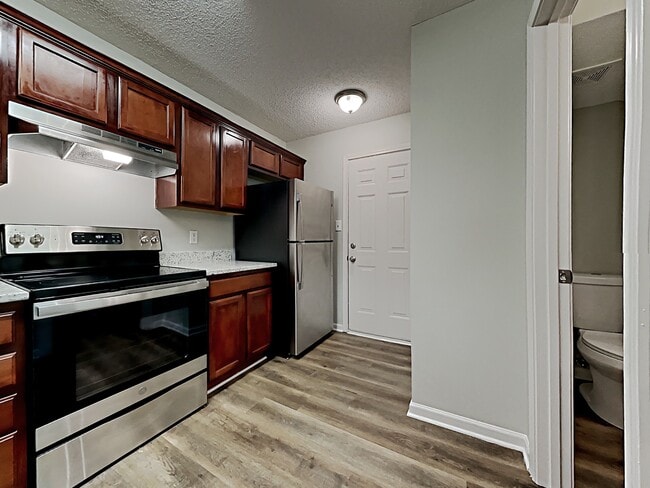 Building Photo - 9017 Shenington Pl