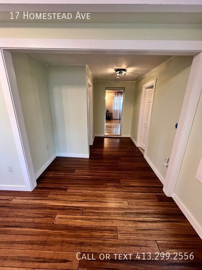 Building Photo - 17 Homestead Ave