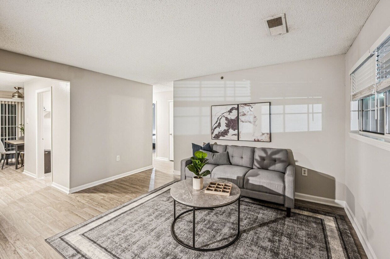 Foto principal - 3135 Kenridge Pkwy