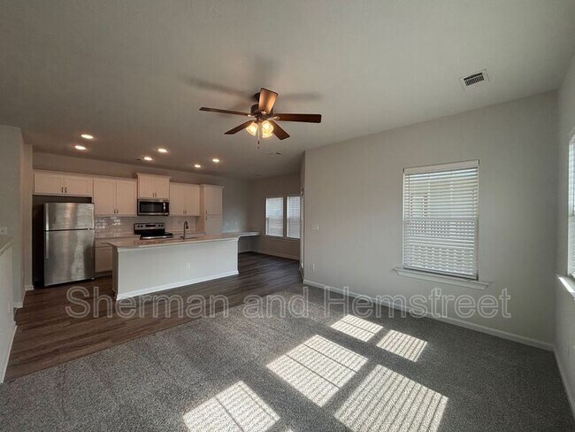Foto del edificio - 5005 Mimosa Dr